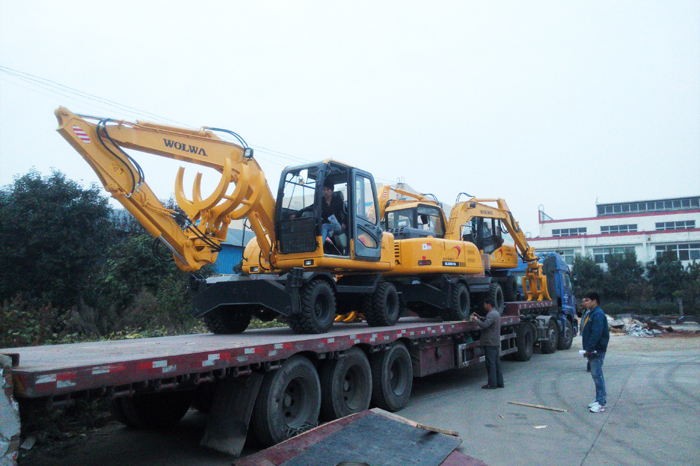 Wolwa Group Co., Ltd export 12 sets DLS wheeled sugarcane  loader to Mexico successfully