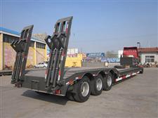 Low bed semi trailer