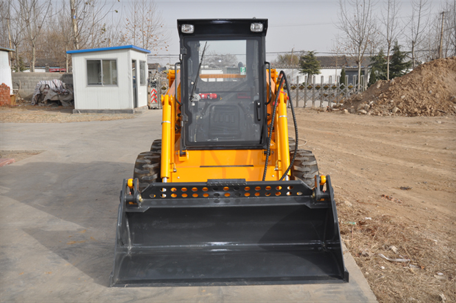 skip steer loader GN700 photos