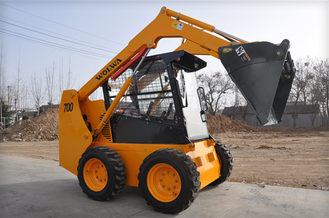 skip steer loader GN700 photos