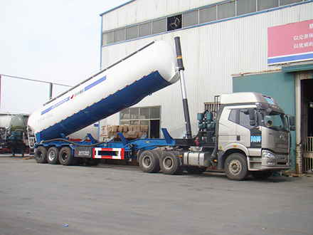 Bulk cement tank semi trailer