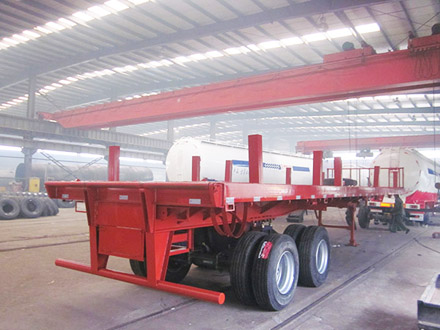 Flatbed semi trailer