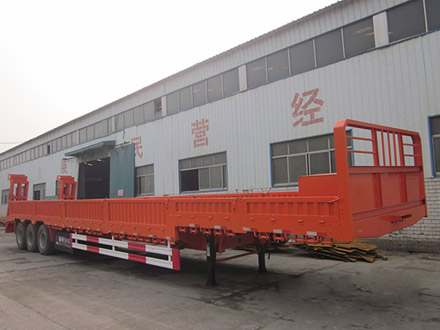 Low bed semi trailer