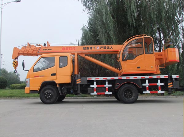 Wolwa GNQY-3200 8T crane